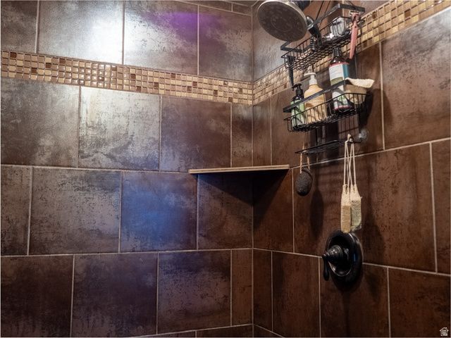 6271 S 44210 W, Fruitland, UT 84027