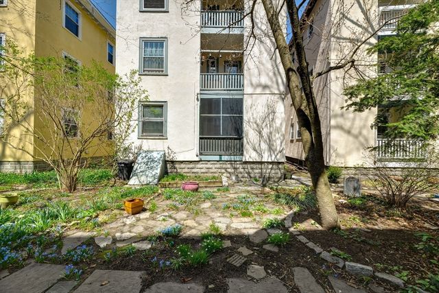 48 Crescent Street 2, Cambridge, MA 02138