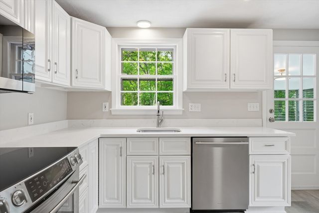 7 Blueberry Circle, Framingham, MA 01701