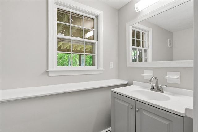 7 Blueberry Circle, Framingham, MA 01701