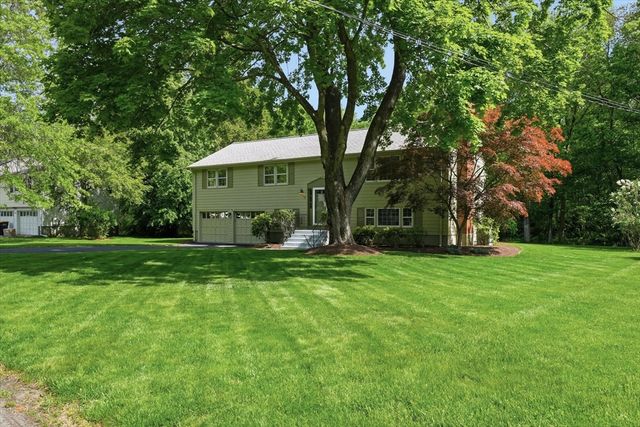 7 Blueberry Circle, Framingham, MA 01701