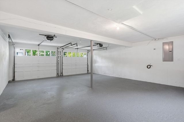 7 Blueberry Circle, Framingham, MA 01701