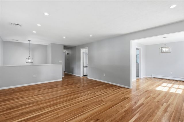 7 Blueberry Circle, Framingham, MA 01701