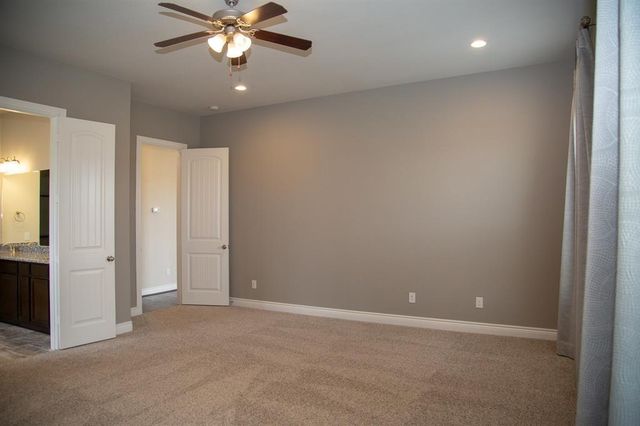 4902 Thunder Creek Lane, Sugar Land, TX 77479