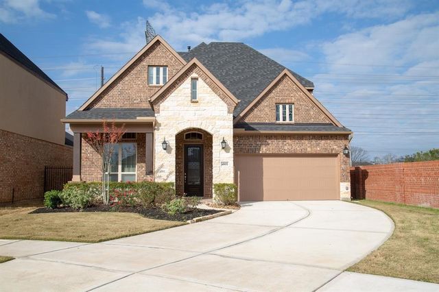 4902 Thunder Creek Lane, Sugar Land, TX 77479