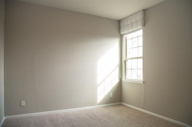 4902 Thunder Creek Lane, Sugar Land, TX 77479