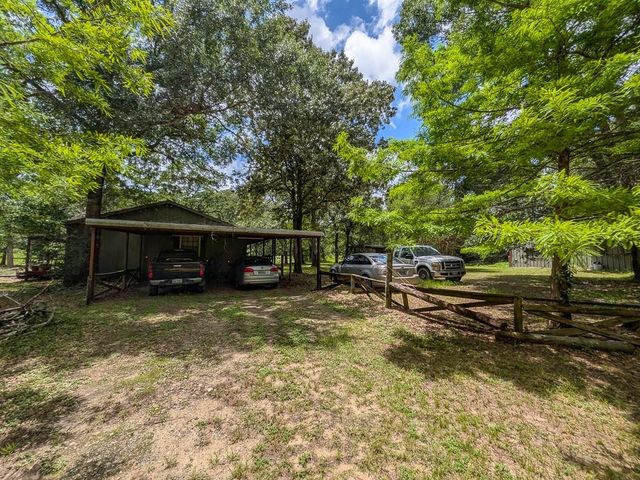 6099 County Road 302, Navasota, TX 77868