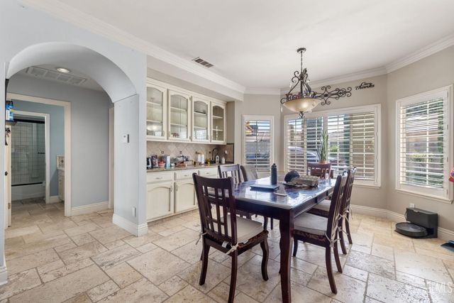 7704 Jill Jean Avenue, Bakersfield, CA 93308