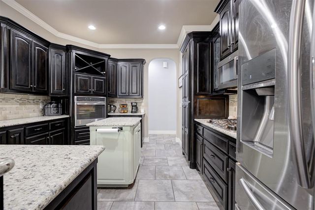 205 SW 168th Terrace, Oklahoma City, OK 73170