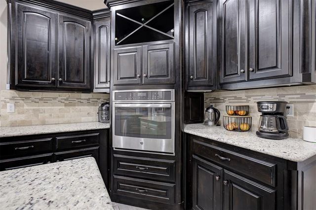 205 SW 168th Terrace, Oklahoma City, OK 73170