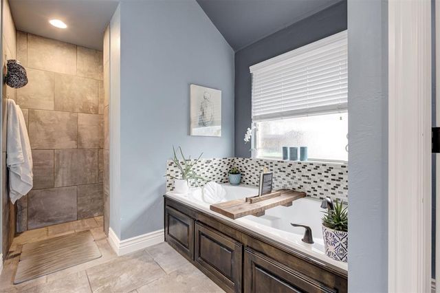 205 SW 168th Terrace, Oklahoma City, OK 73170