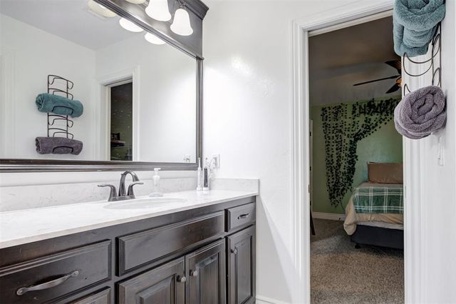 205 SW 168th Terrace, Oklahoma City, OK 73170
