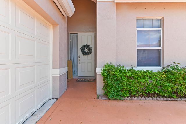 6578 Geneva Street, Lake Worth, FL 33467