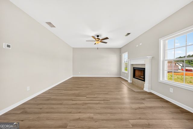 102 Beaver Creek Way 265, Lagrange, GA 30241