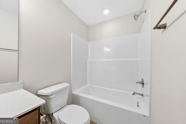 102 Beaver Creek Way 265, Lagrange, GA 30241