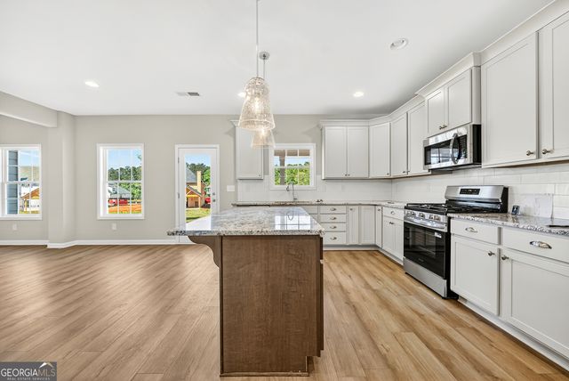 102 Beaver Creek Way 265, Lagrange, GA 30241
