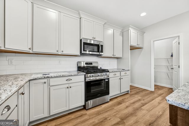102 Beaver Creek Way 265, Lagrange, GA 30241