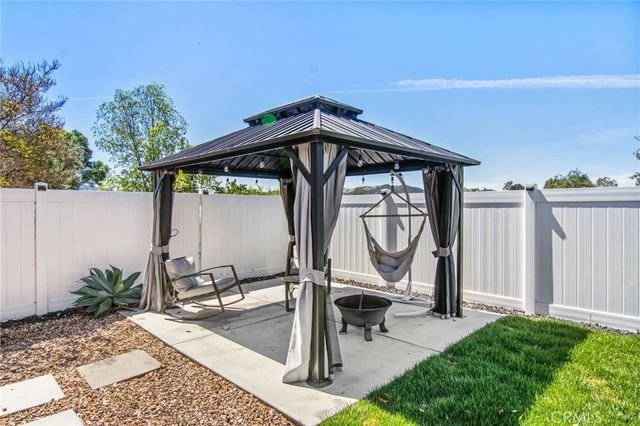 42665 San Julian Place, Temecula, CA 92592