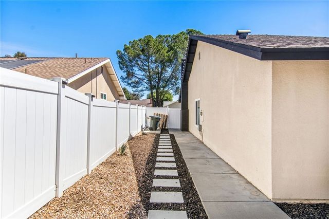 42665 San Julian Place, Temecula, CA 92592