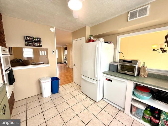 4221 FAIRDALE RD, Philadelphia, PA 19154