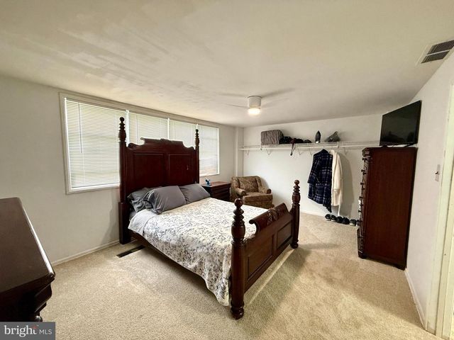 4221 FAIRDALE RD, Philadelphia, PA 19154