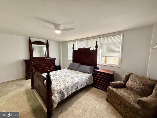 4221 FAIRDALE RD, Philadelphia, PA 19154