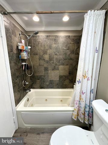 4221 FAIRDALE RD, Philadelphia, PA 19154