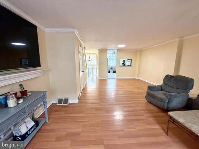 4221 FAIRDALE RD, Philadelphia, PA 19154