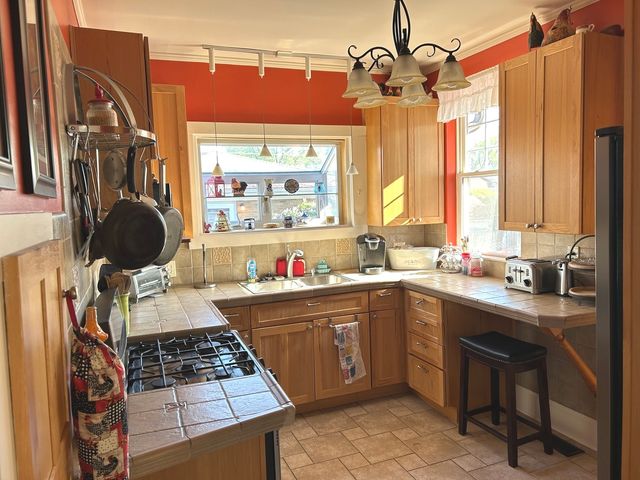 113 S Westmore Meyers Road, Lombard, IL 60148