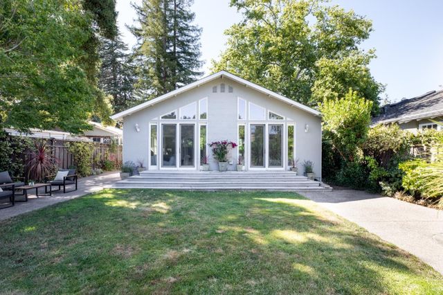 150 Churchill Avenue, Palo Alto, CA 94301