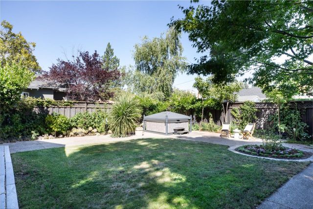 150 Churchill Avenue, Palo Alto, CA 94301
