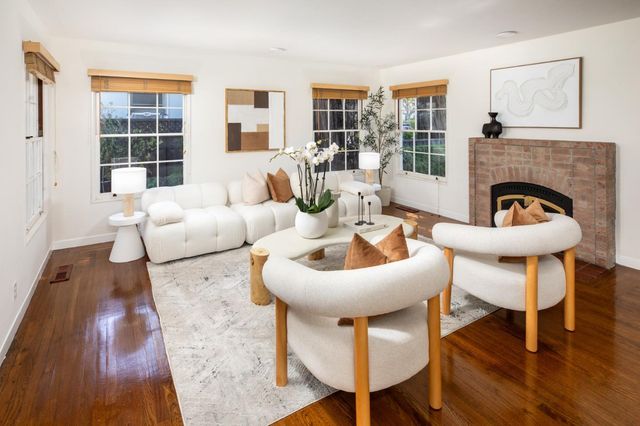 150 Churchill Avenue, Palo Alto, CA 94301
