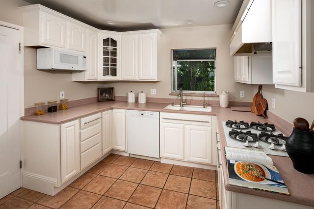 150 Churchill Avenue, Palo Alto, CA 94301