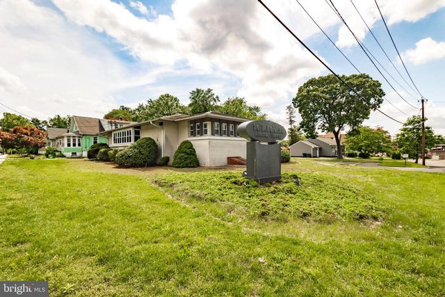 102 BURNT MILL, Voorhees, NJ 08043