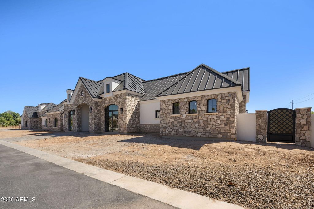 3623 E Mallory Circle, Mesa, AZ 85213 — photo 5