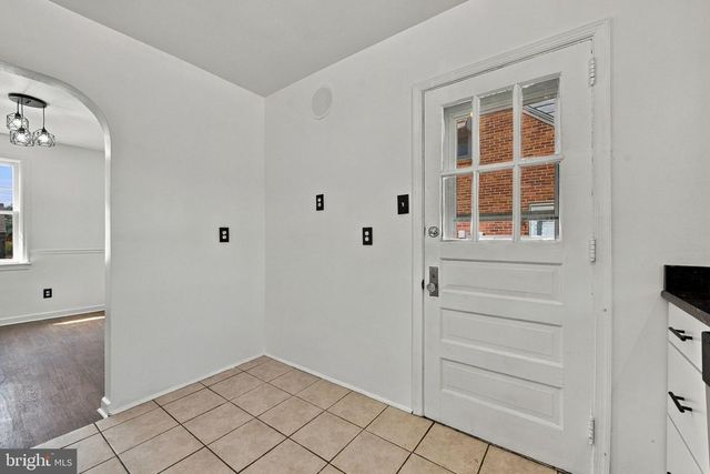 303 GREYSTONE RD, York, PA 17402