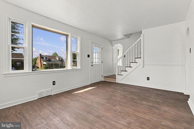 303 GREYSTONE RD, York, PA 17402