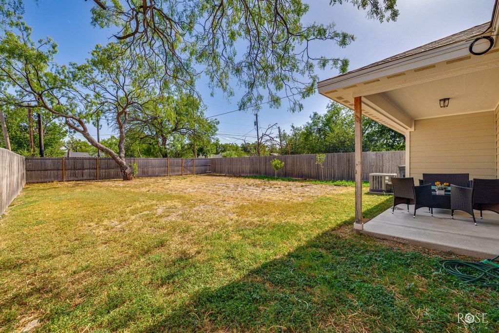 Image 15 of property listing at 2907 Freeland Avenue, San Angelo, TX 76901