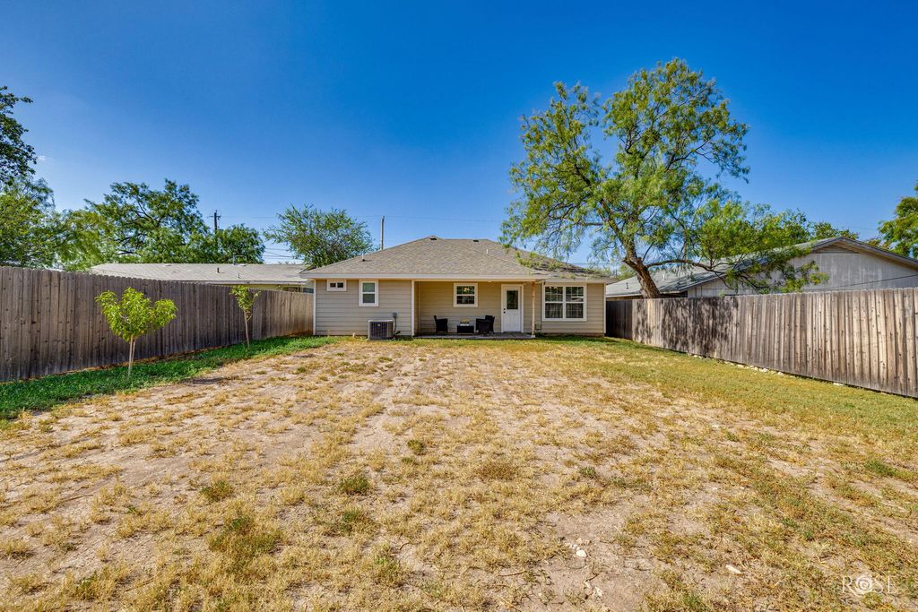 Image 17 of property listing at 2907 Freeland Avenue, San Angelo, TX 76901