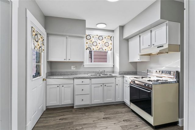 745 Bank St, Beaver, PA 15009