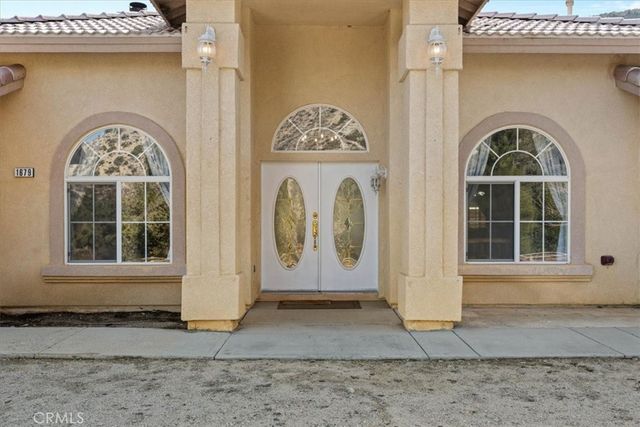 1679 Desert Front, Wrightwood, CA 92397