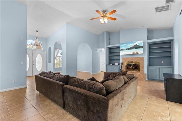 1679 Desert Front, Wrightwood, CA 92397