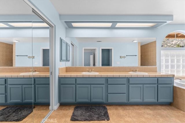 1679 Desert Front, Wrightwood, CA 92397