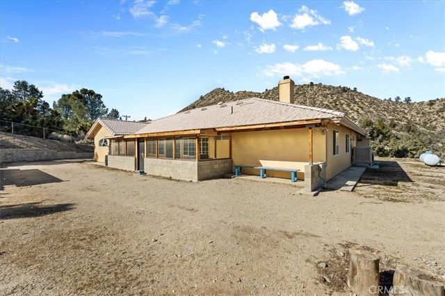 1679 Desert Front, Wrightwood, CA 92397