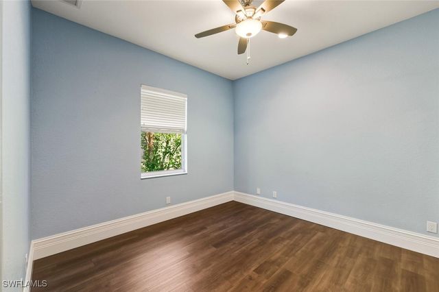 2257 Valencia Lakes CIR, Naples, FL 34120