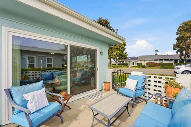 3747 Vista Campana South 35, Oceanside, CA 92057