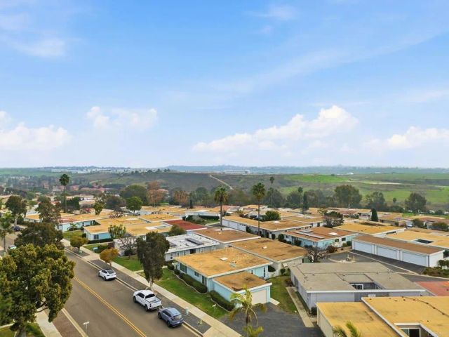 3747 Vista Campana South 35, Oceanside, CA 92057