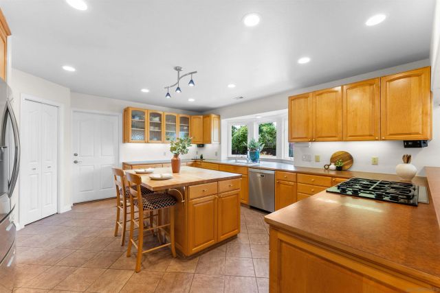 5028 Collier Avenue, San Diego, CA 92115