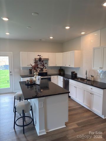 4541 Green Drake Drive, Charlotte, NC 28269