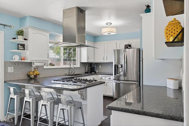 8441 Hollister Street, Ventura, CA 93004